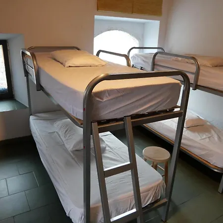 Municipal De Peregrinos Pilgrim Hostal Hornillos del Camino